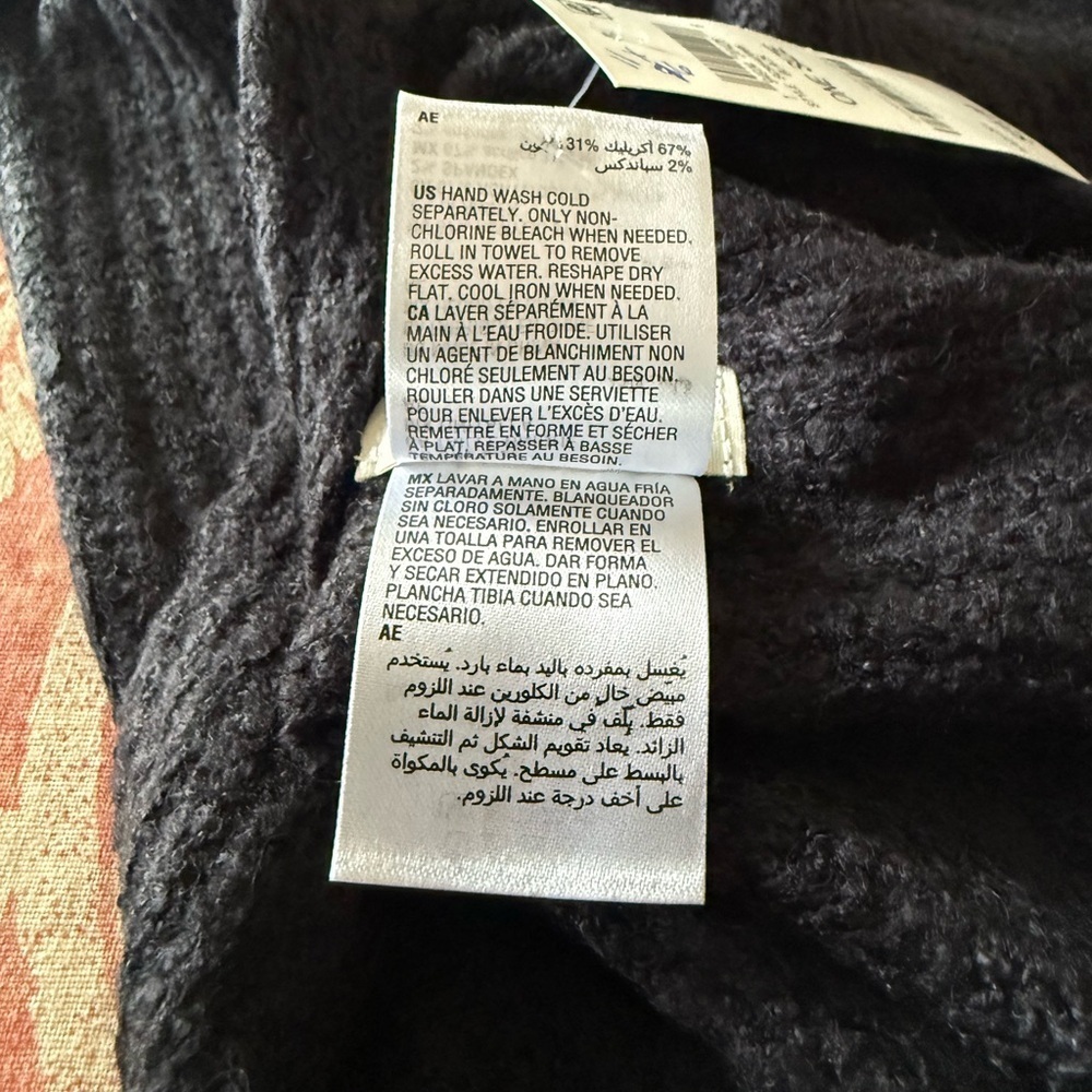 NWT Style & Co. by Macy's Navy Lightweight Knit Winter Scarf Approx 11x76 - Picture 3 of 5